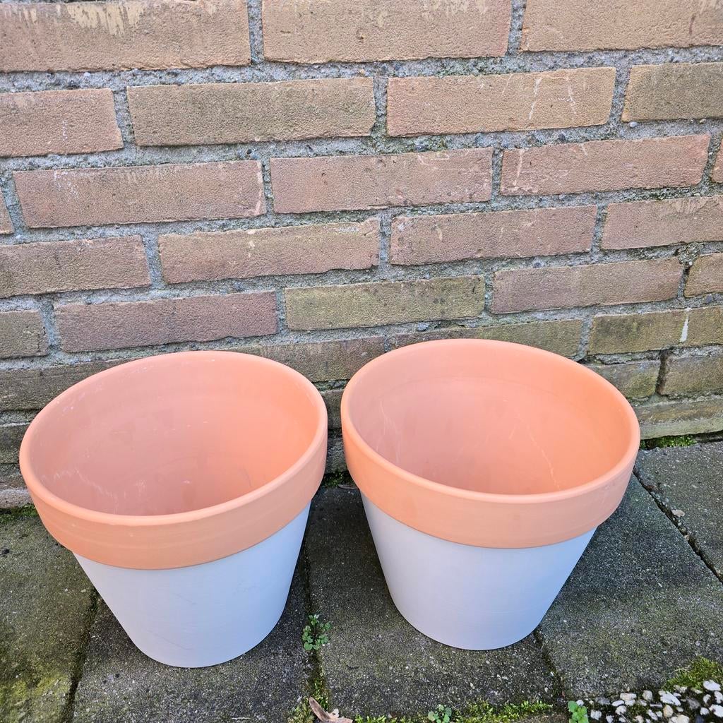 Set van 2 terracotta bloempotten, Rond, Nieuw, Minder dan 40 cm, Balkon