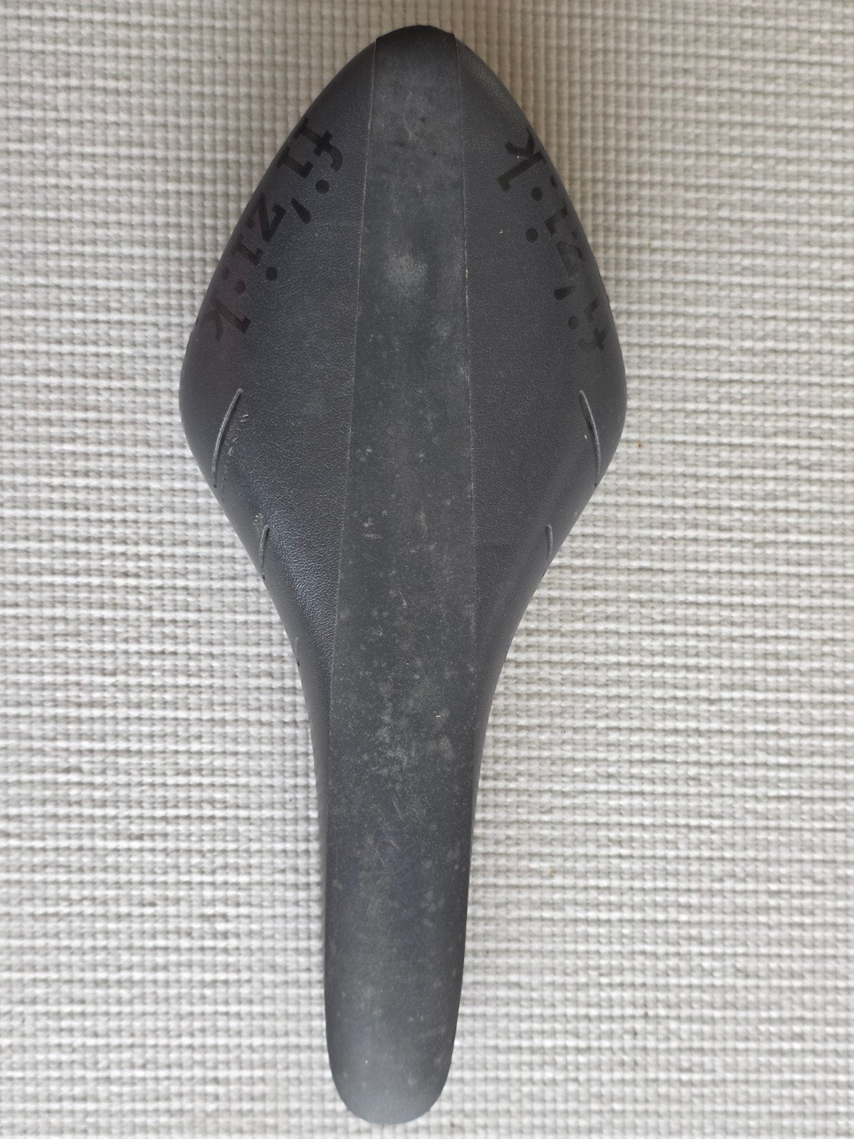 Fizik Arione Zadel, Ophalen of Verzenden, Zadel