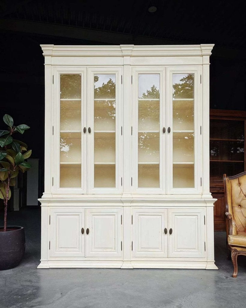 Prachtige klassieke vitrinekast | Witte buffetkast | #6297, Metaal, Gebruikt, Met deur(en), -