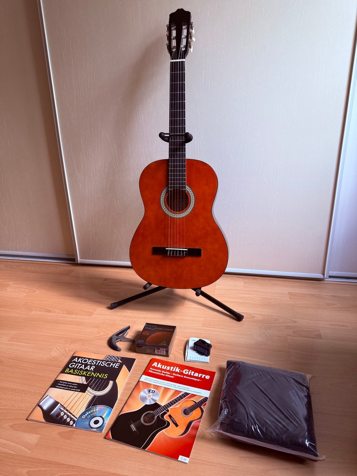 Sheffield klassieke gitaar complete beginnersset - als nieuw, Ophalen, Zo goed als nieuw, Klassieke of Spaanse gitaar