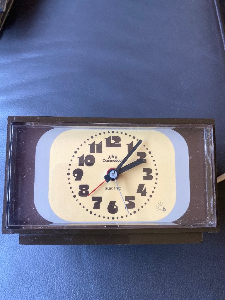 Vintage Commodoor Wekker - Made in Germany, Gebruikt, Analoog, Ophalen of Verzenden, Overige merken