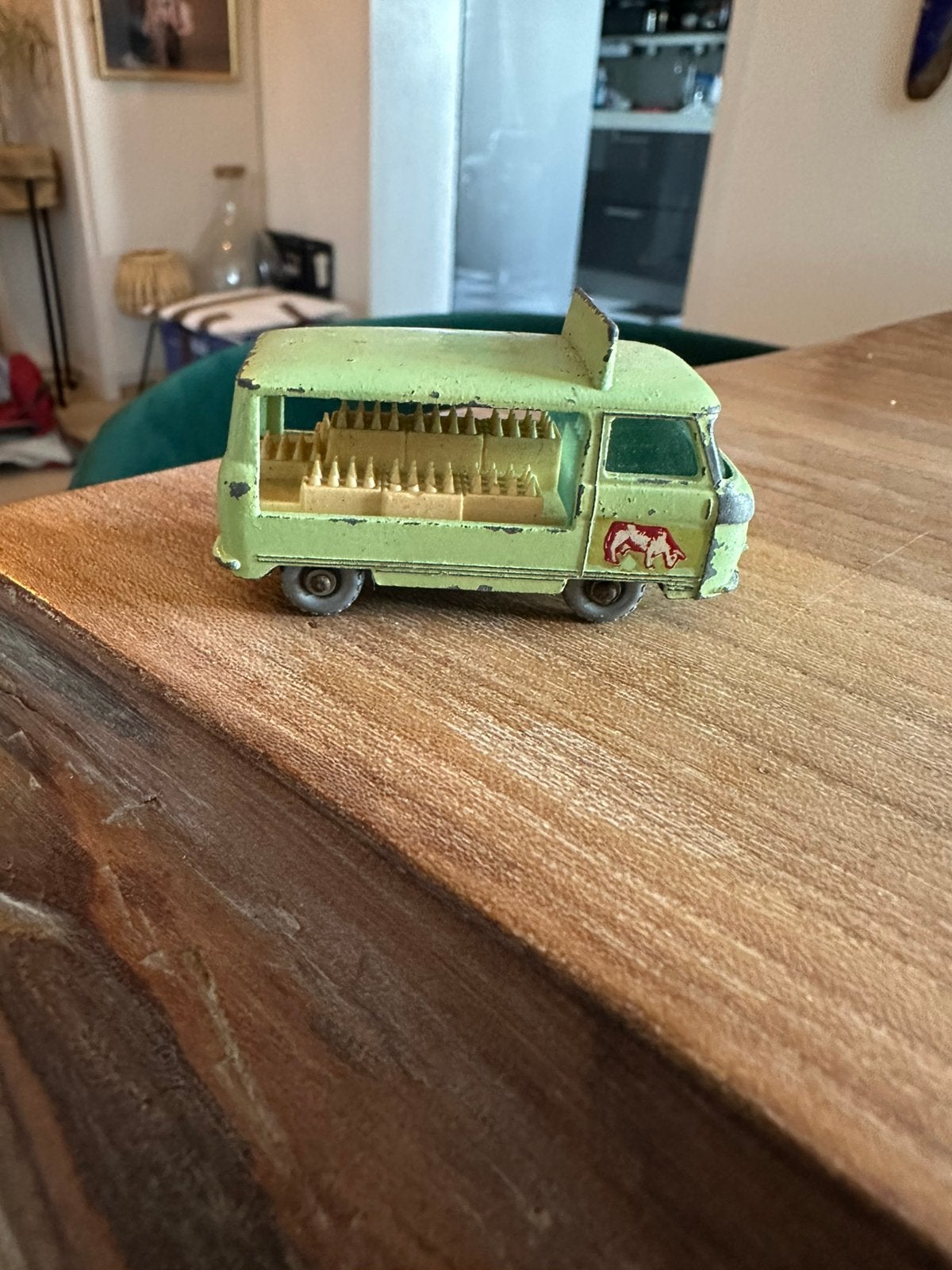 Matchbox Lesney No. 21 Commer Bottle Float melkwagenjaren 60, Ophalen of Verzenden, Gebruikt, Overige typen, Overige merken
