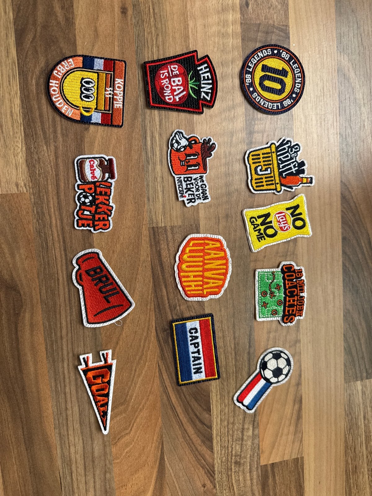 Juich emblemen, Ophalen of Verzenden, Zo goed als nieuw, Meerdere stickers