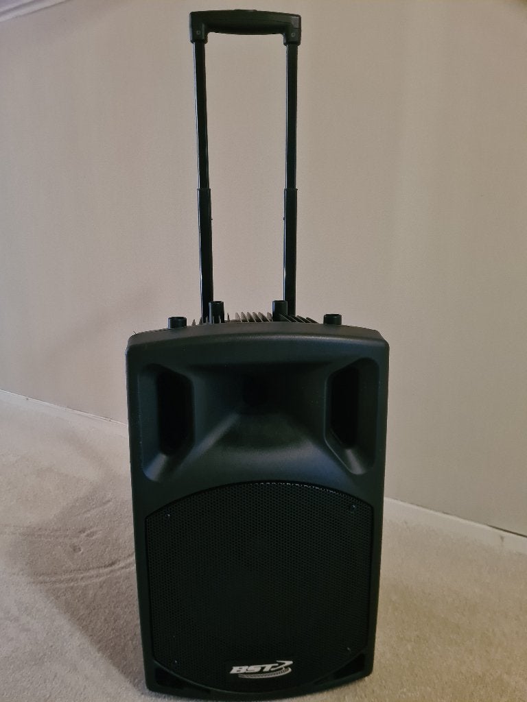 BST NOMAD12UHF ACTIEF DRAAGBAAR PA SYSTEEM 400W, Ophalen, Zo goed als nieuw, Minder dan 500 watt, P.A.