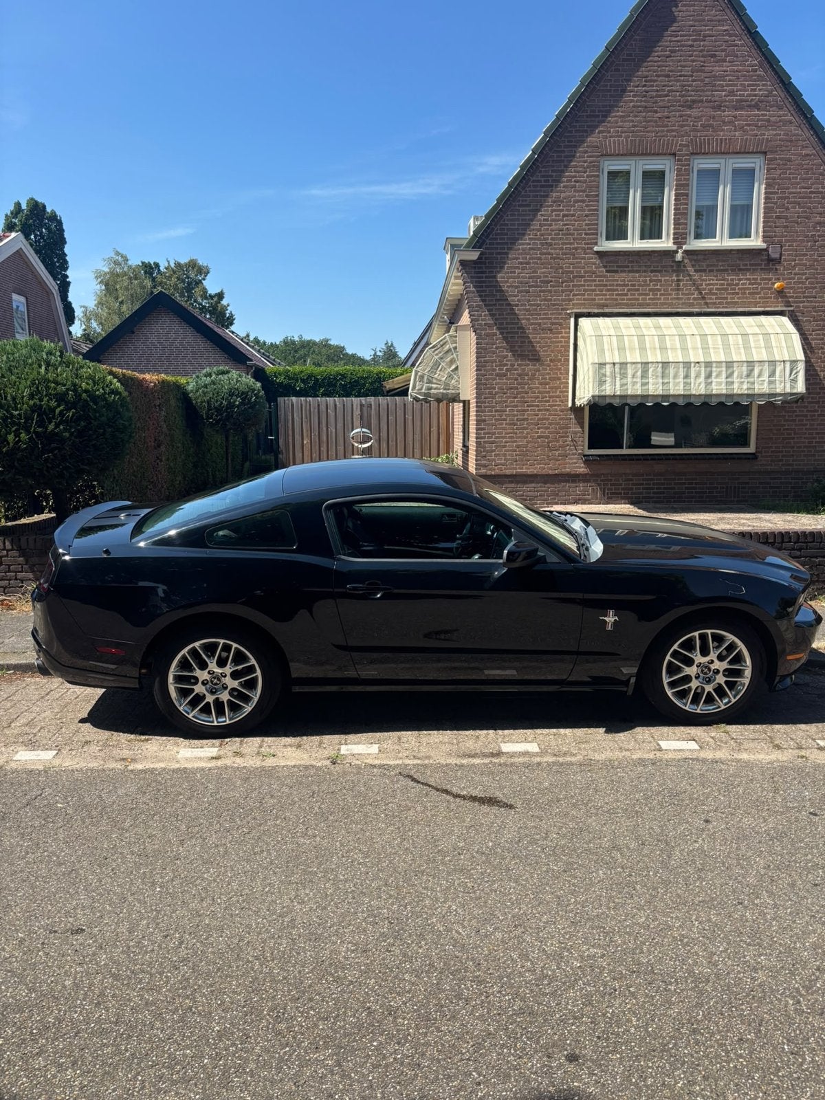 Foto 3 van Ford Mustang 2012 Automaat v6