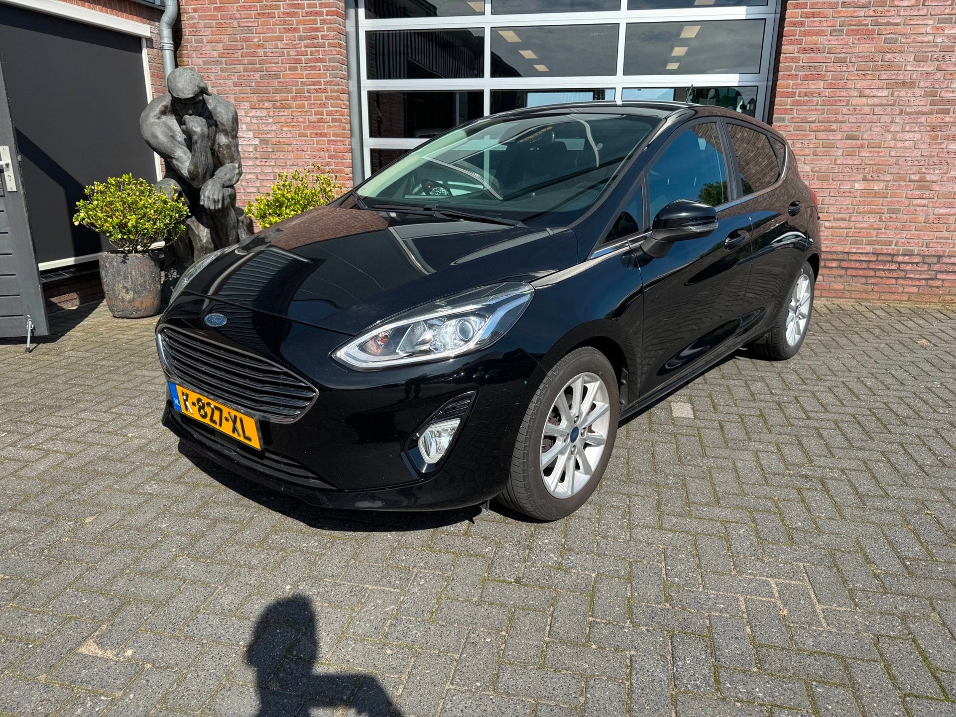 Ford Fiesta 1.0 EcoBoost | Panoramadak | Lees Tekst | Lees T, Euro 6, Automatische klimaatregeling, Zwart, Bedrijf