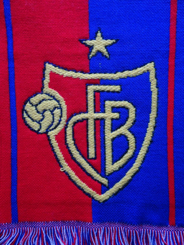sjaal FC Basel, Ophalen of Verzenden, Nieuw, Buitenlandse clubs, Vaantje of Sjaal