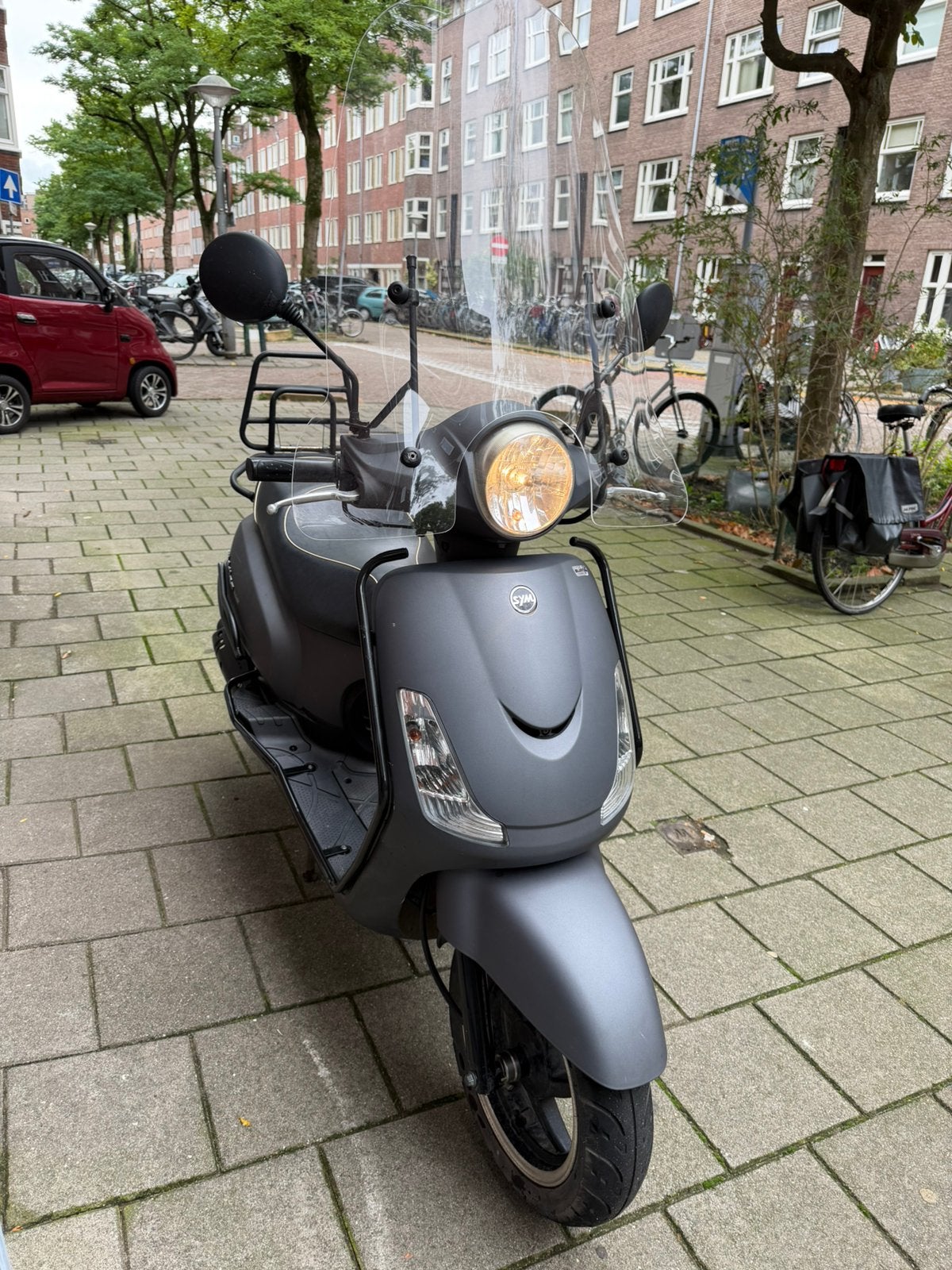 Nette Sym Fiddle 2 met geel kenteken, Fietsen en Brommers, Brommeronderdelen | Scooters, Ophalen of Verzenden, Zo goed als nieuw