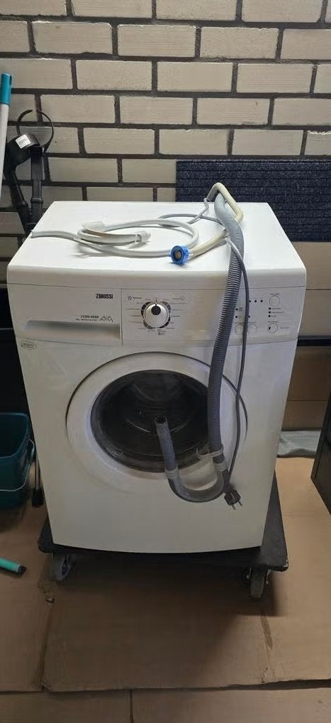 Wasmachine Zanussi Flexi Doze 6140P, Ophalen, Gebruikt, 85 tot 90 cm, 1200 tot 1600 toeren