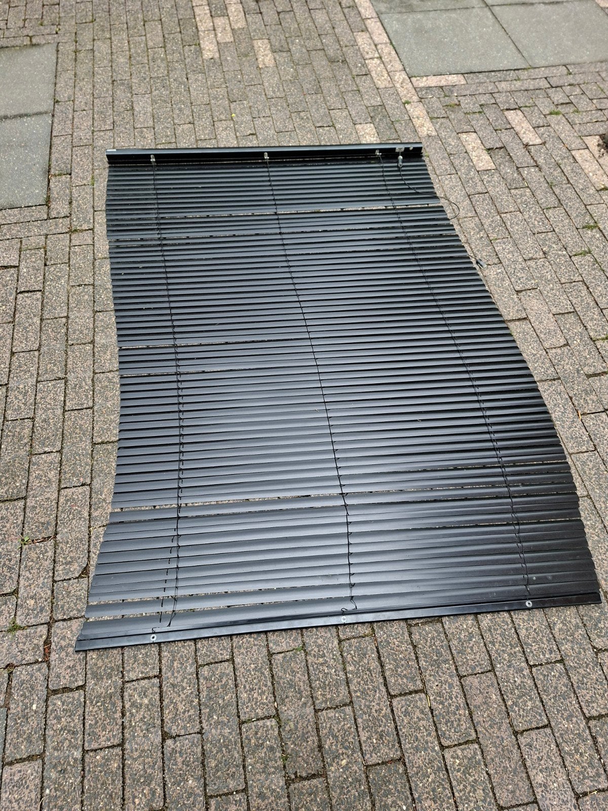 Veneta Jaloezie Zwart 25mm 106x150, Huis en Inrichting, Ophalen, Jaloezie, Overige merken, Zwart