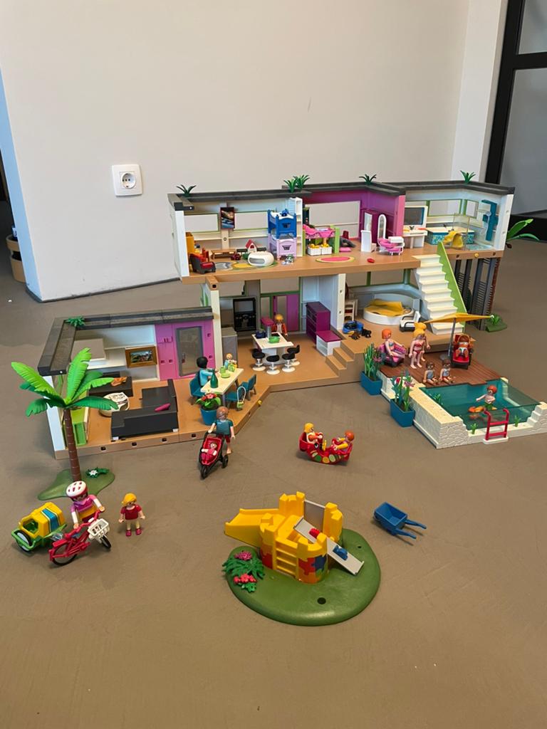 Plamobil villa of 2 huizen, Kinderen en Baby's, Speelgoed | Playmobil, Ophalen of Verzenden, Gebruikt