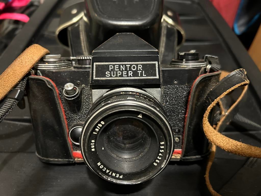Pentor super tl camera in lederen tas met lens, Ophalen, Gebruikt, Spiegelreflex, Overige Merken