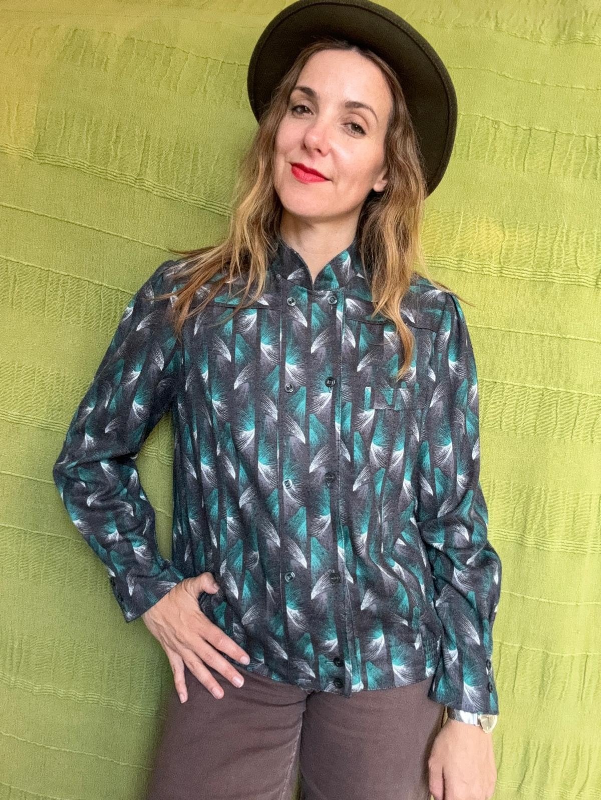 Vintage blouse, maat 42/XL - grijs & groen - pluim - 90's, Baruck, ,, Maat 42/44 (L), Ophalen of Verzenden