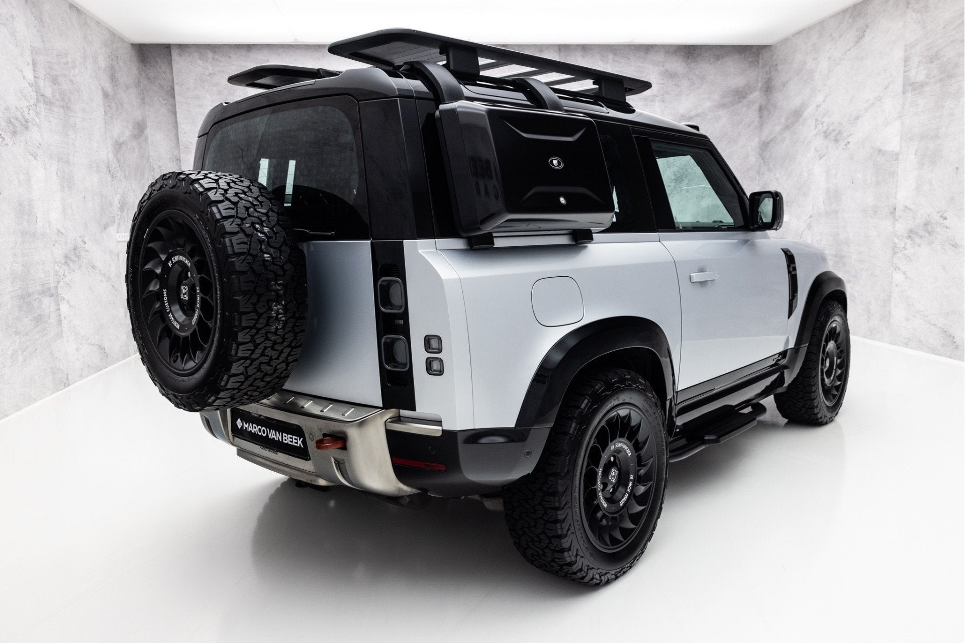 Land Rover Defender 90 3.0 P400 90 X | Heritage | Pano | Sto, Auto's, Automaat, 12 maanden, Gebruikt, 2996 cc