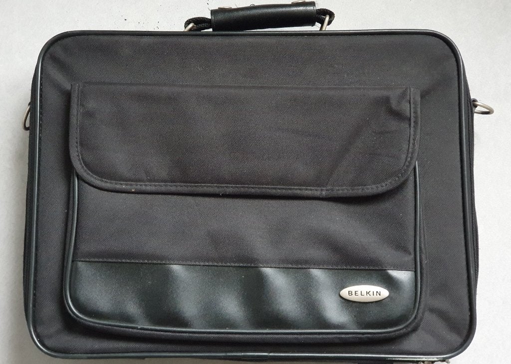 LAPTOP TAS van BELKIN, 15 inch, Ophalen of Verzenden, Zo goed als nieuw, Zwart