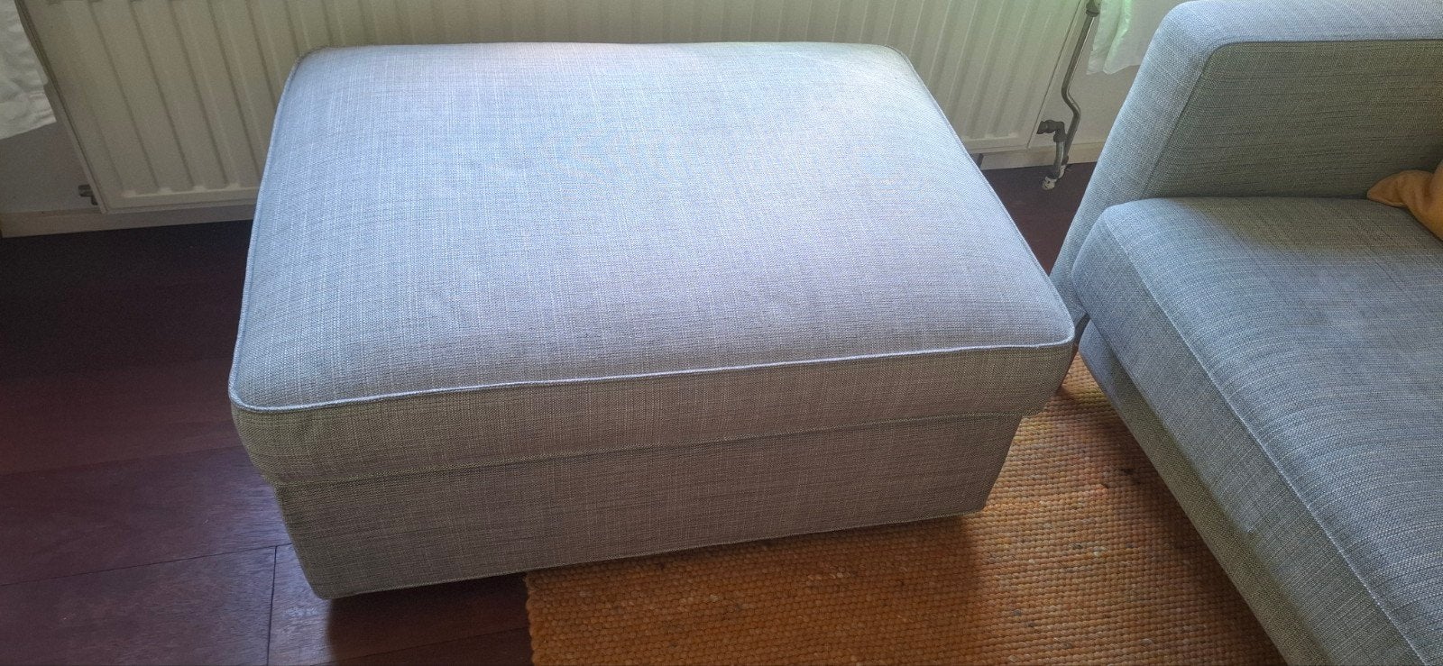 2 zits bank met hocker ikea, Huis en Inrichting, Banken | Bankstellen, Ophalen, Gebruikt, 150 tot 200 cm, Tweepersoons