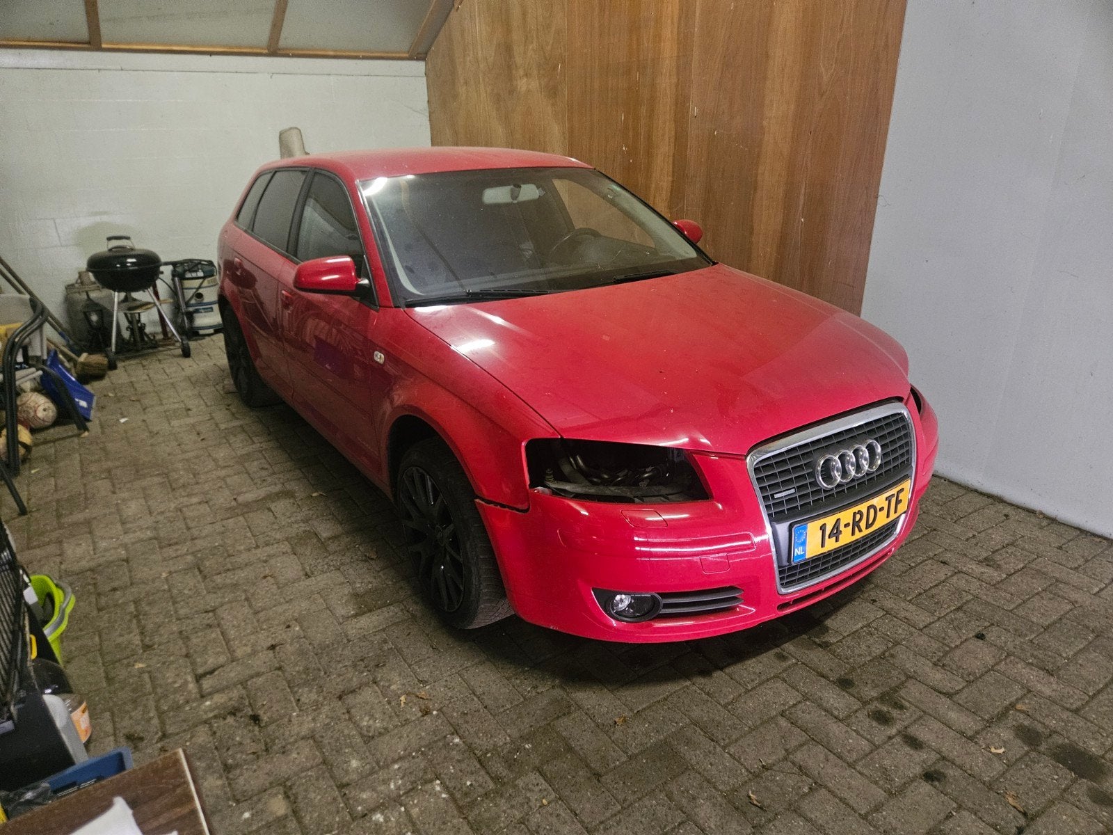Audi A3 2.0 Sportback 147KW Tfsi Quattro 2005 Rood, Auto's, 4 cilinders, 1984 cc, 1445 kg, Handgeschakeld