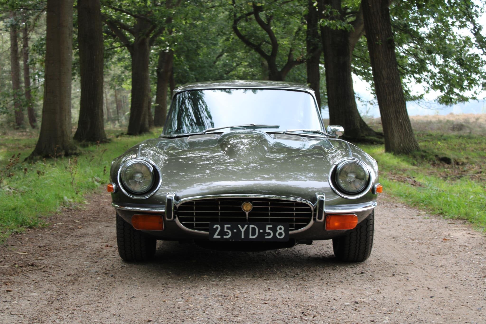 Jaguar "E" Type 5.3 V12 Nederlands mooiste Jaguar E-Type FHC, Achterwielaandrijving, Gebruikt, Zwart, 12 cilinders