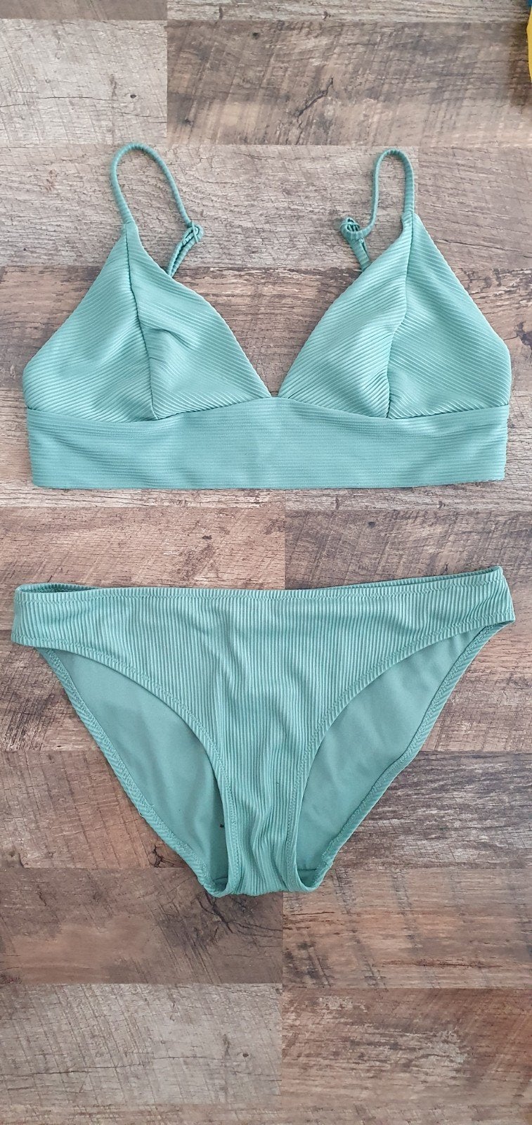 Groene Hema bikini, maat M/L, Ophalen of Verzenden, Zo goed als nieuw, Groen, Bikini