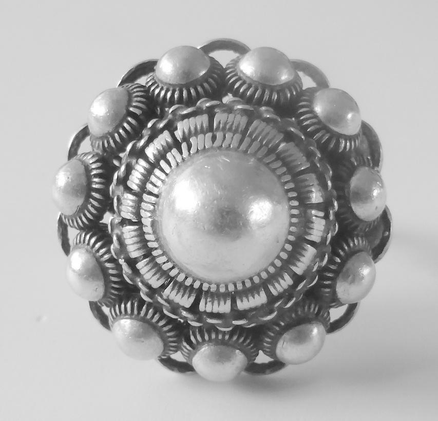 Koopje! Royale zilveren zeeuwse knop ring 2,4 cm, incl verz, Verzenden, Zo goed als nieuw, 17 tot 18, Dame
