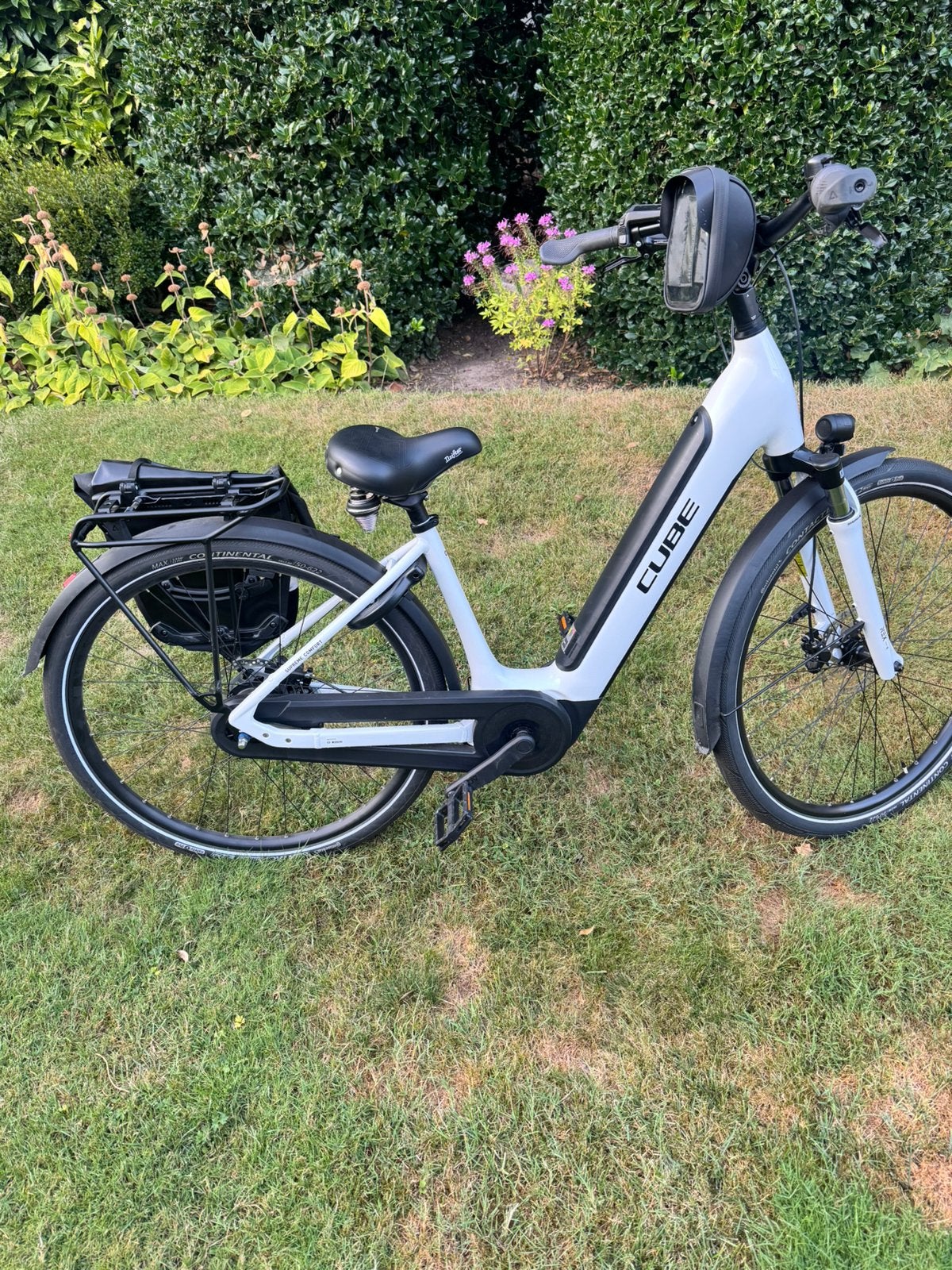 Gloednieuwe Cube damesfiets, Ophalen, Nieuw, 47 tot 51 cm, Cube
