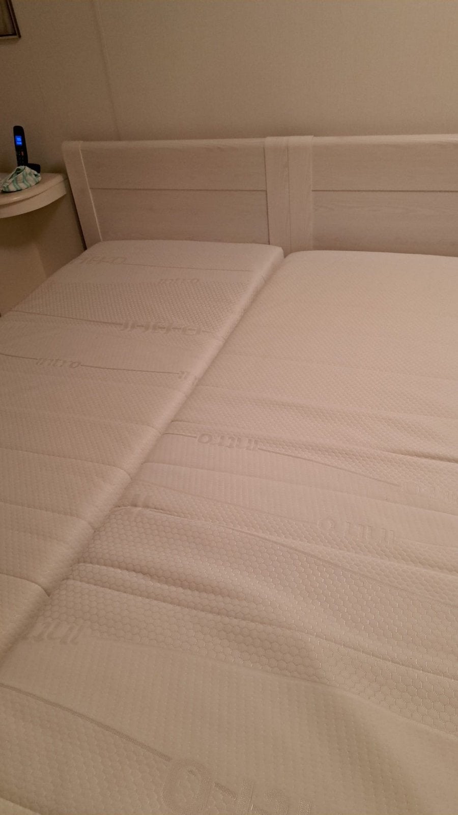 Seniorenbed 2x 80x200 cm met verstelbare lattenbodems, Ophalen, Tweepersoons, Overige maten, 200 cm