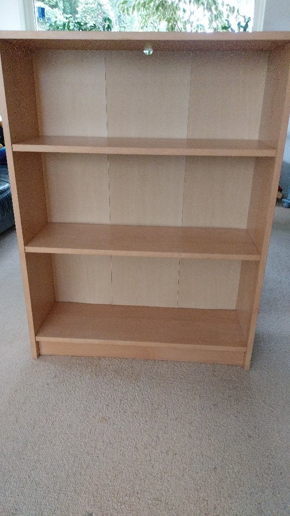 Mooie BILLY (boeken) kast, Ophalen, Met plank(en), 100 tot 150 cm, Zo goed als nieuw