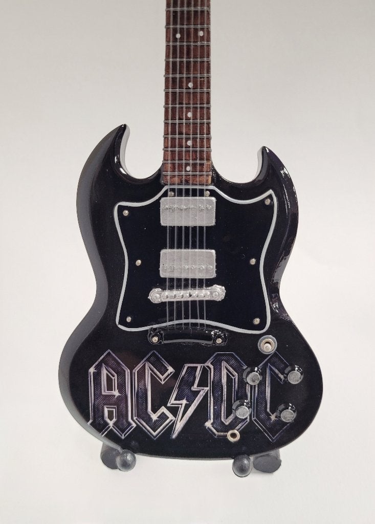 ACDC zwart miniatuur gitaar 25cm mini guitar decoratie deco, Info@deconoord.nl, Deco Noord, Nieuw, Ophalen of Verzenden