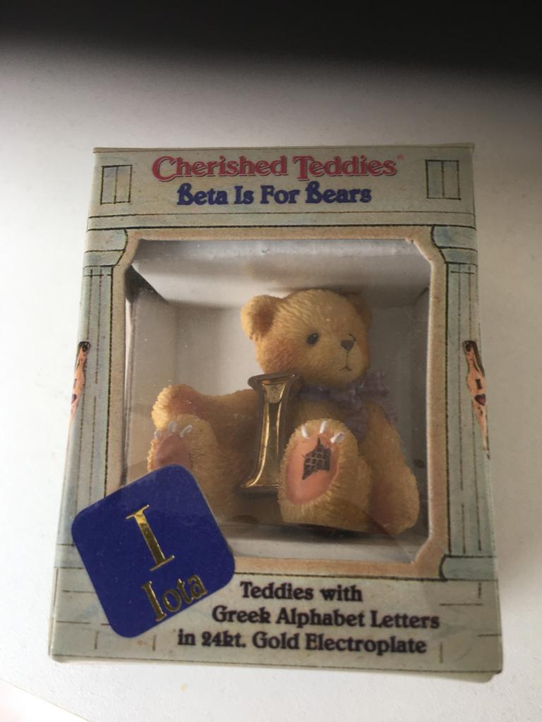 Cherished Teddies Greek Alphabet Letters Iota, Ophalen of Verzenden, Zo goed als nieuw, Beeldje, Cherished Teddies