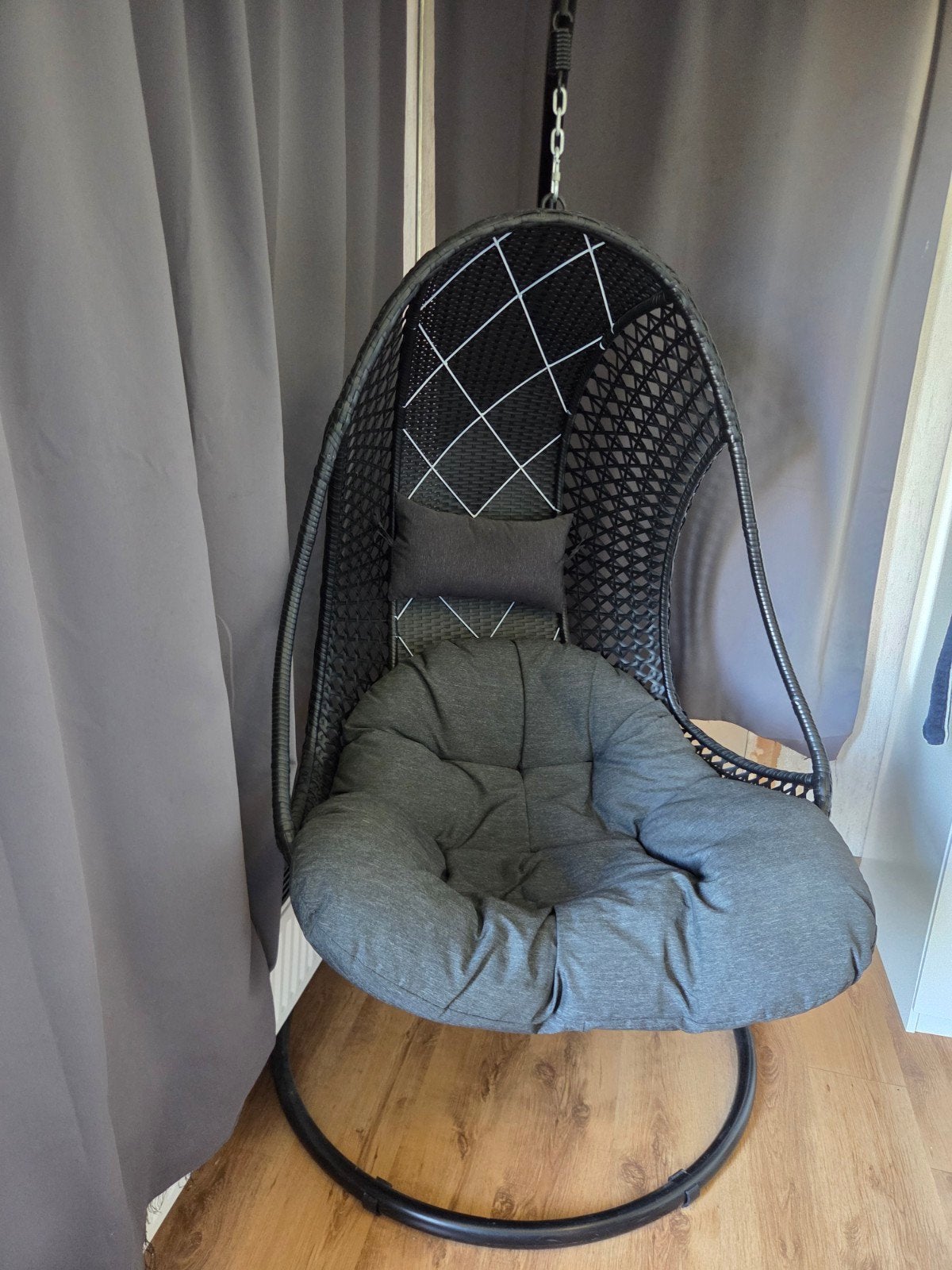 Comfortabele hangstoel voor 2 personen met standaard en kuss, Ophalen, Modern, Lounge, Zwart, Stof