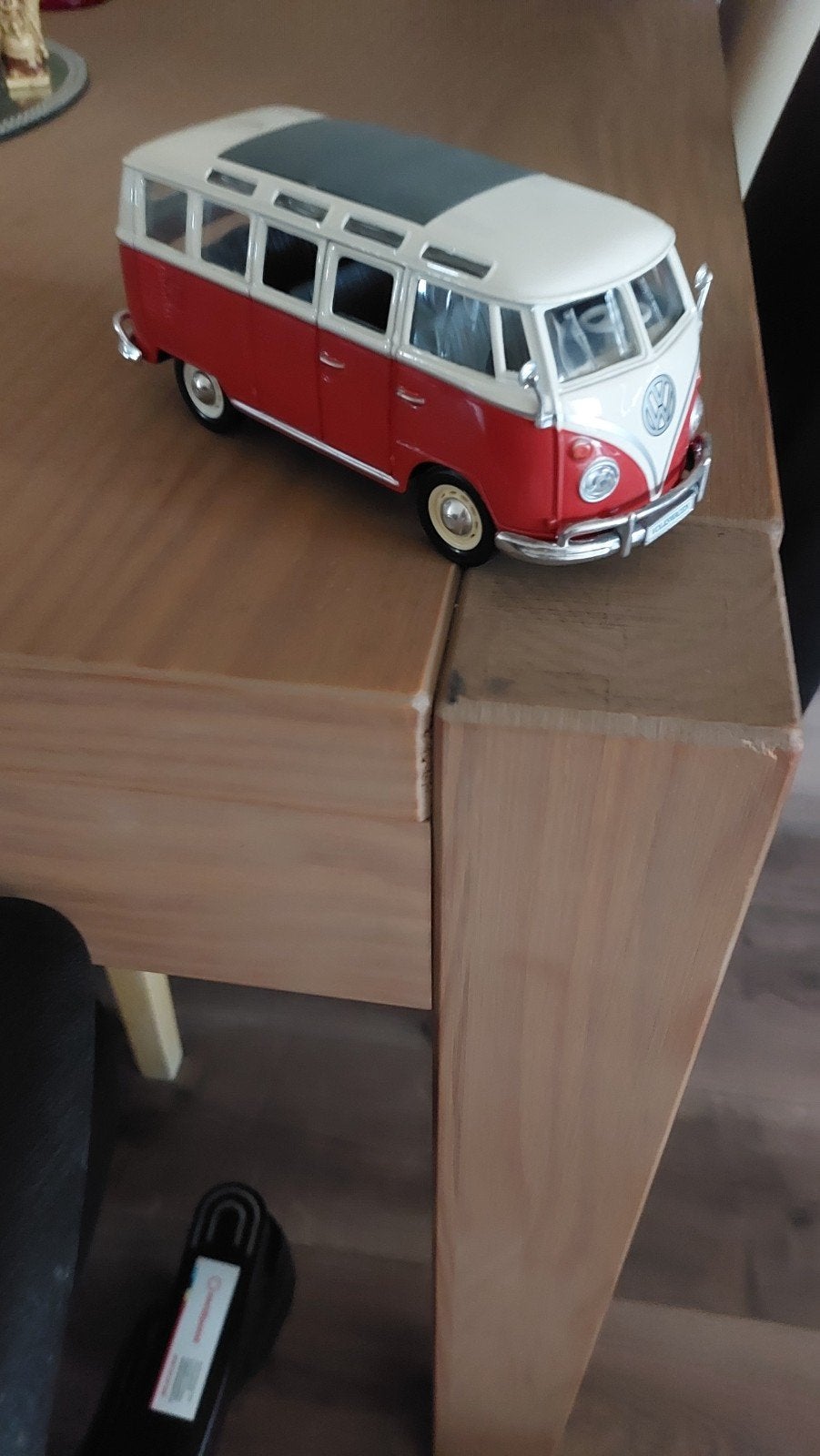 Volkswagen T1 Bus Modelauto - Rood/Wit, Ophalen, Zo goed als nieuw, Bus of Vrachtwagen