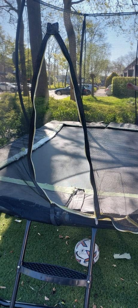 trampoline van 2m x 3m, Ophalen, Gebruikt