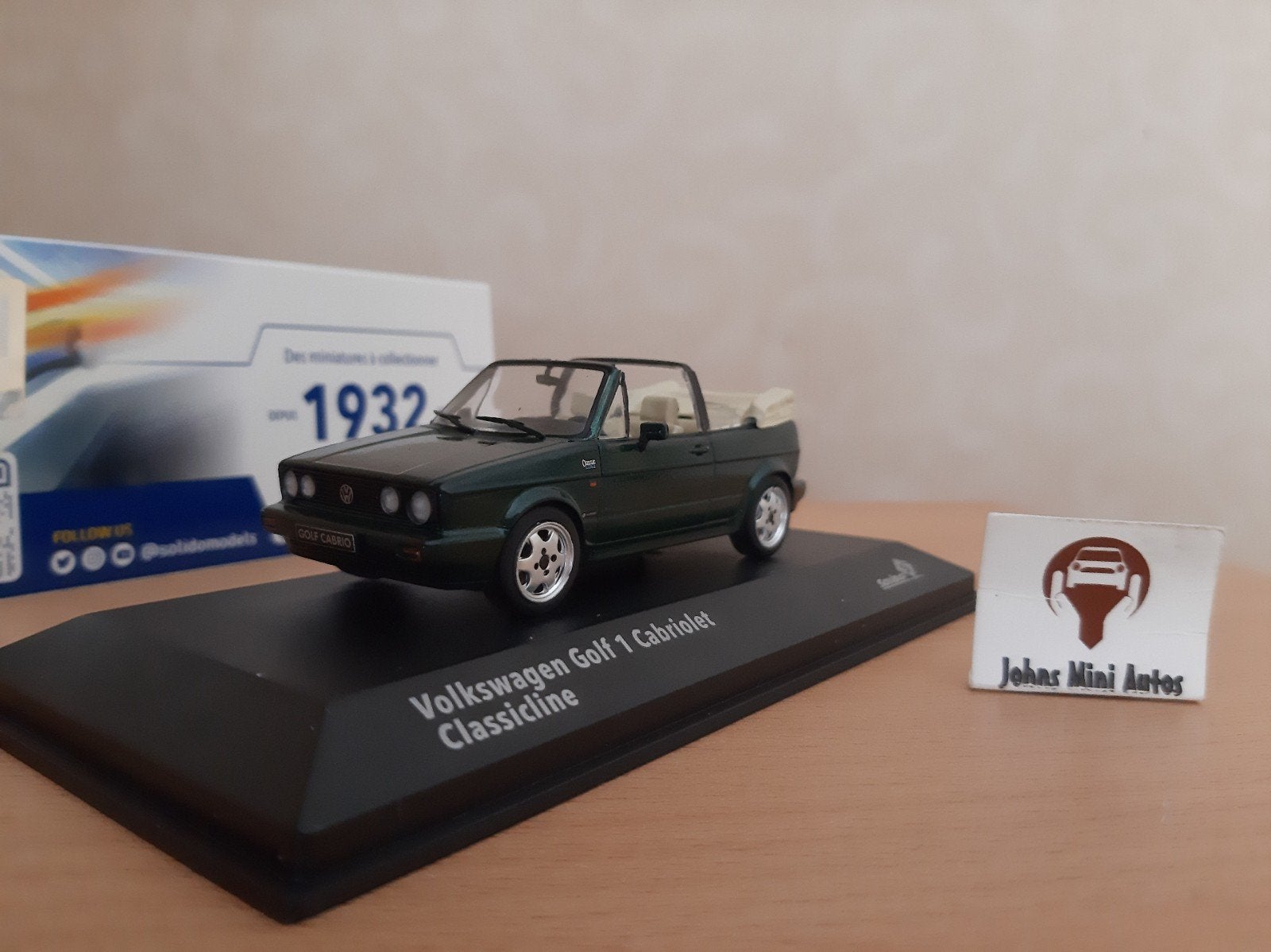 Volkswagen Golf I Cabriolet Classic Line 1992 groen in 1:43, Hobby en Vrije tijd, Modelauto's | 1:43, Auto, Nieuw, Ophalen of Verzenden