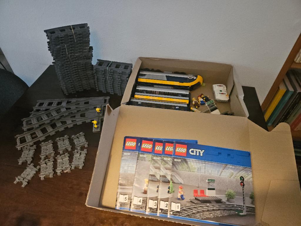 Lego City - Personentrein electrisch - 60197, Ophalen, City, Lego, Zo goed als nieuw