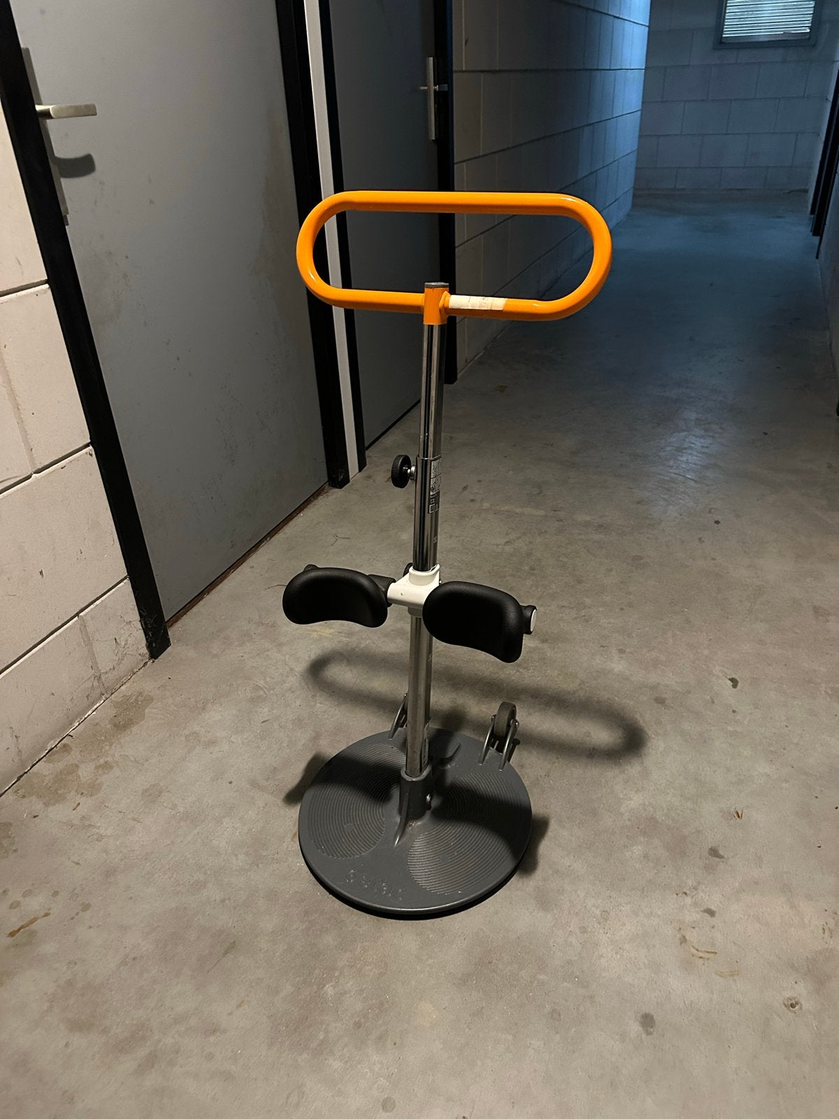 Etac turner pro sta op hulp draaischijf, Ophalen, Zo goed als nieuw