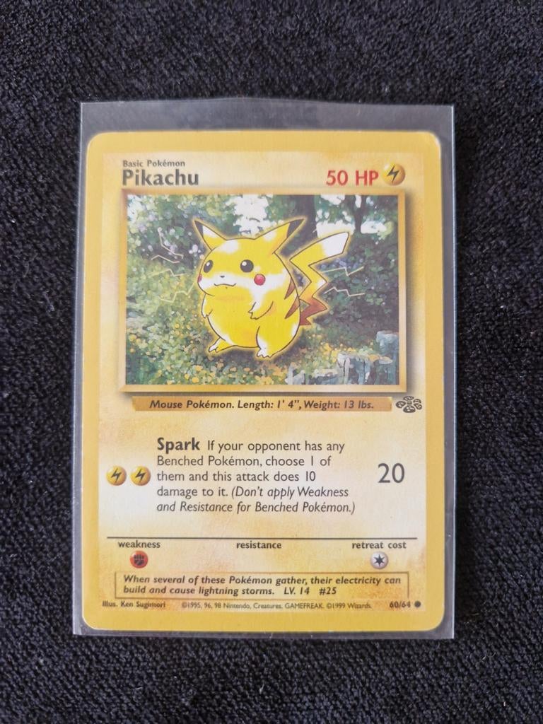 Pikachu Pokémon Kaart 60/64 Jungle Set (1999), Ophalen of Verzenden, Zo goed als nieuw, Losse kaart