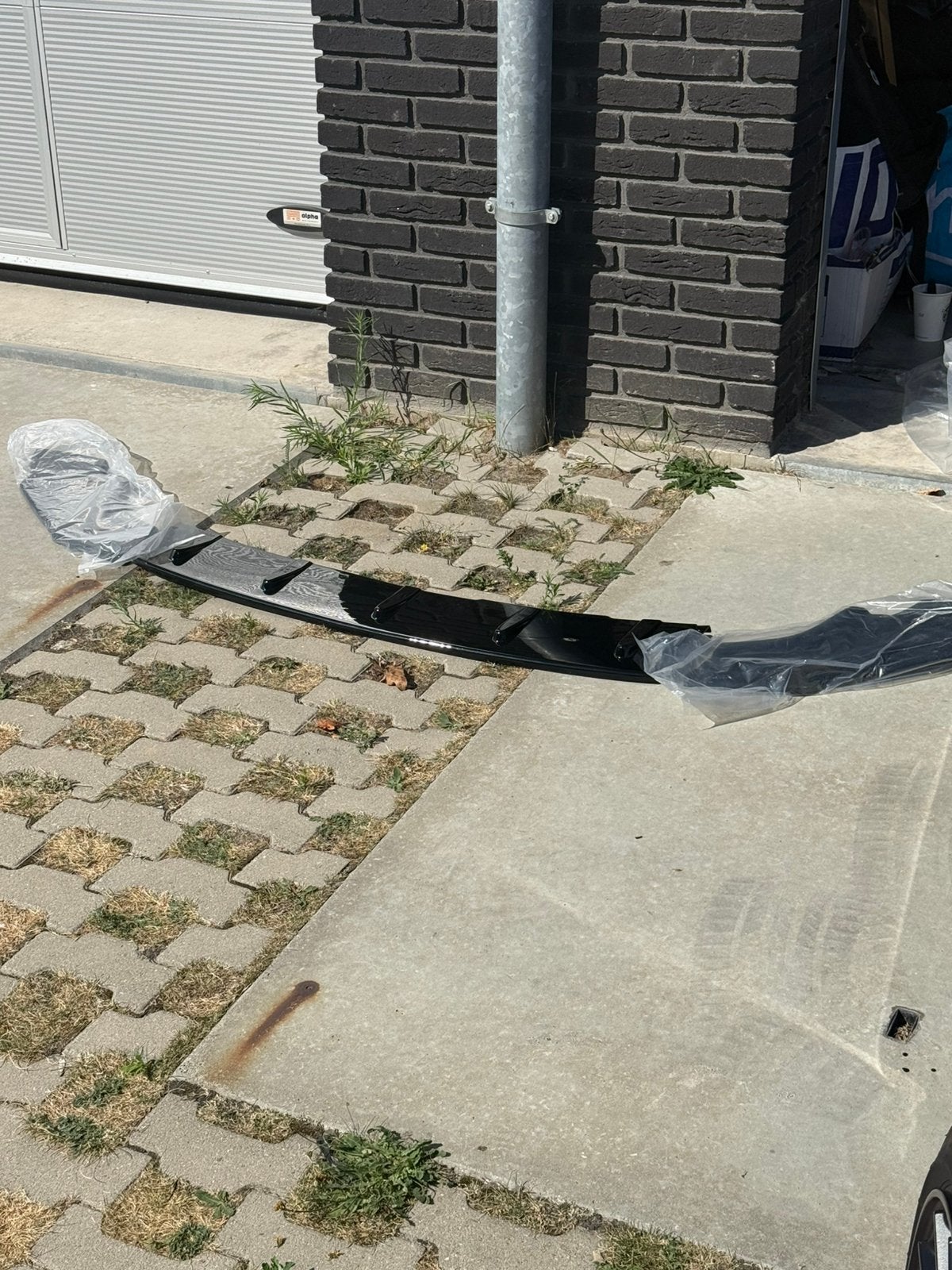 Front splitter golf 7 gti gtd gte etc te koop, Tuin en Terras, Tegels en Klinkers, Ophalen of Verzenden, Zo goed als nieuw, Beton