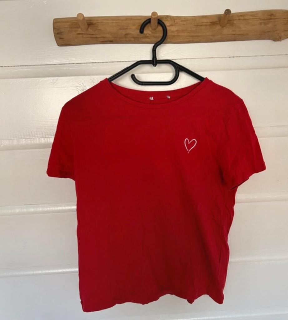 Rood New Yorker T-shirt met hartje - Maat S, Kleding | Dames, Ophalen of Verzenden, Korte mouw, Maat 36 (S), Gedragen