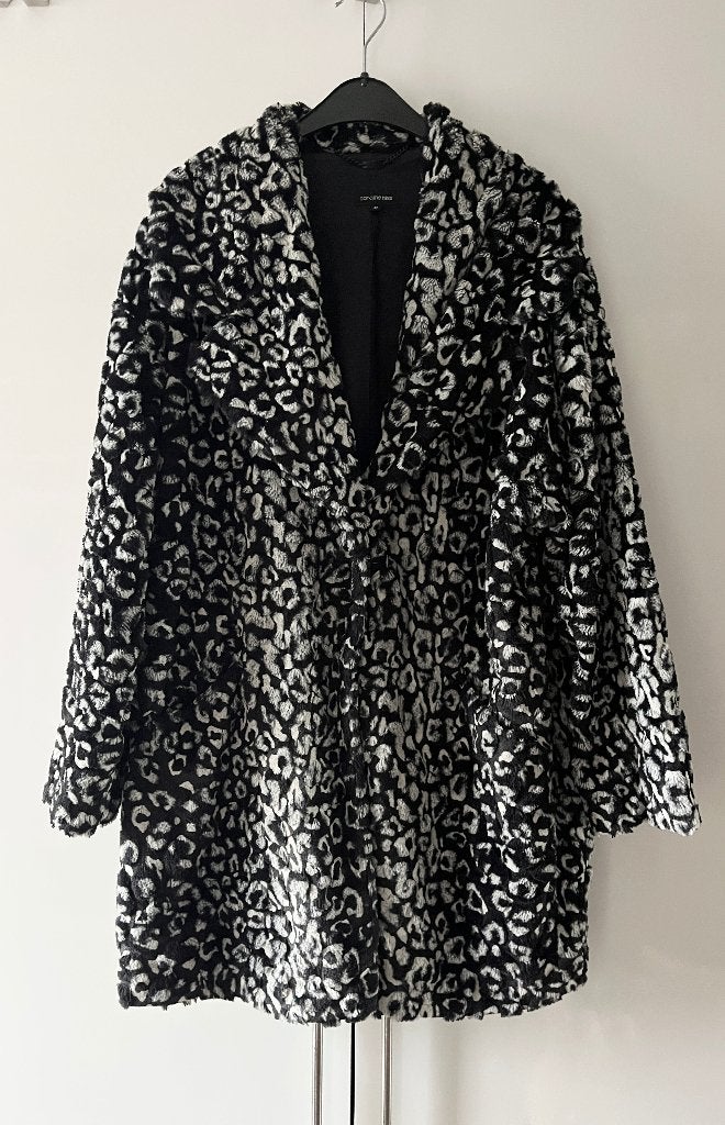 🌻Leuke zwart grijze winter jas van Caroline Biss 42 44, Zwart, Maat 42/44 (L), Ophalen of Verzenden, Gedragen