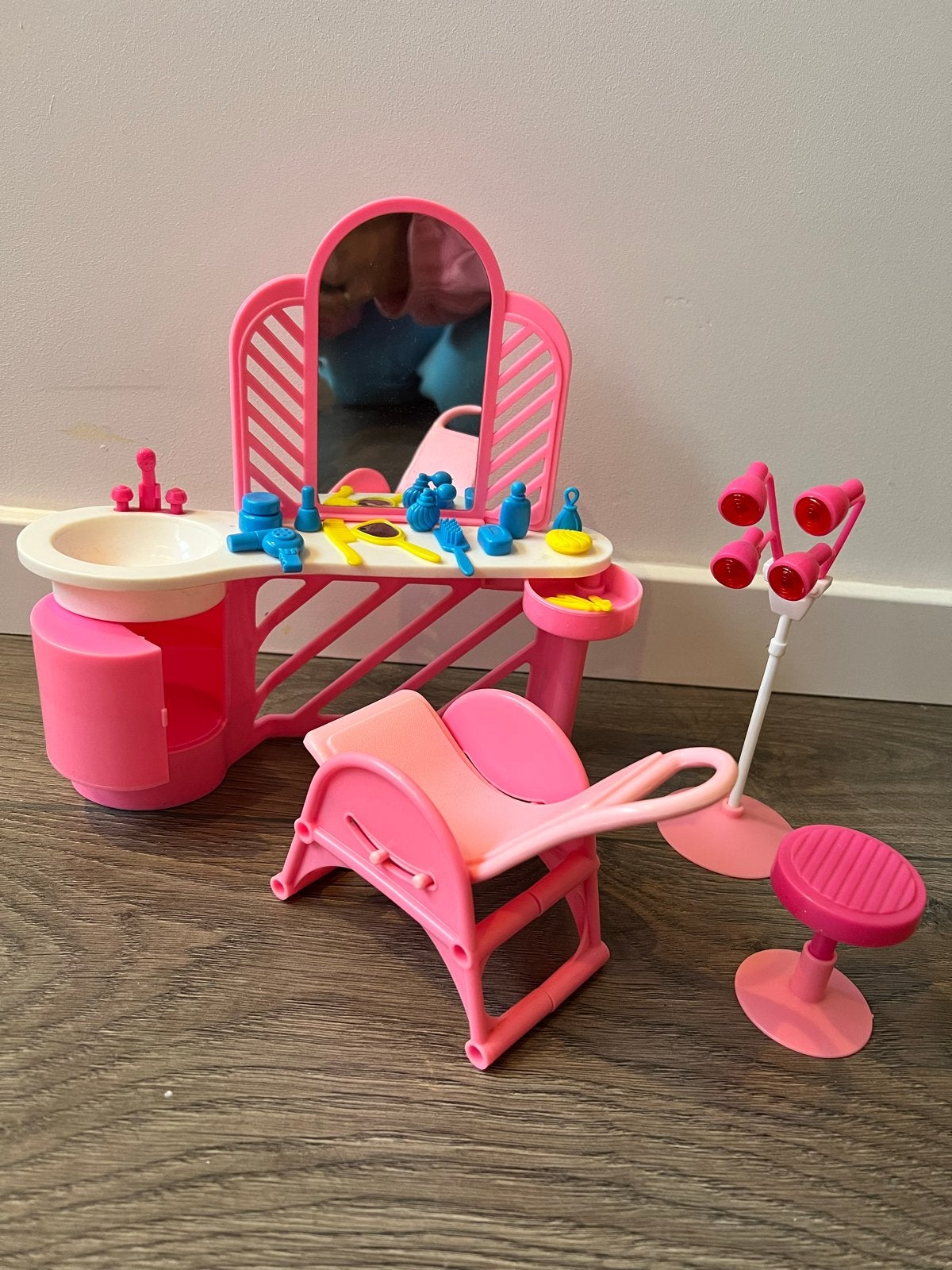 Barbie Kapsalon Speelset met Accessoires, Ophalen of Verzenden, Gebruikt, Barbie