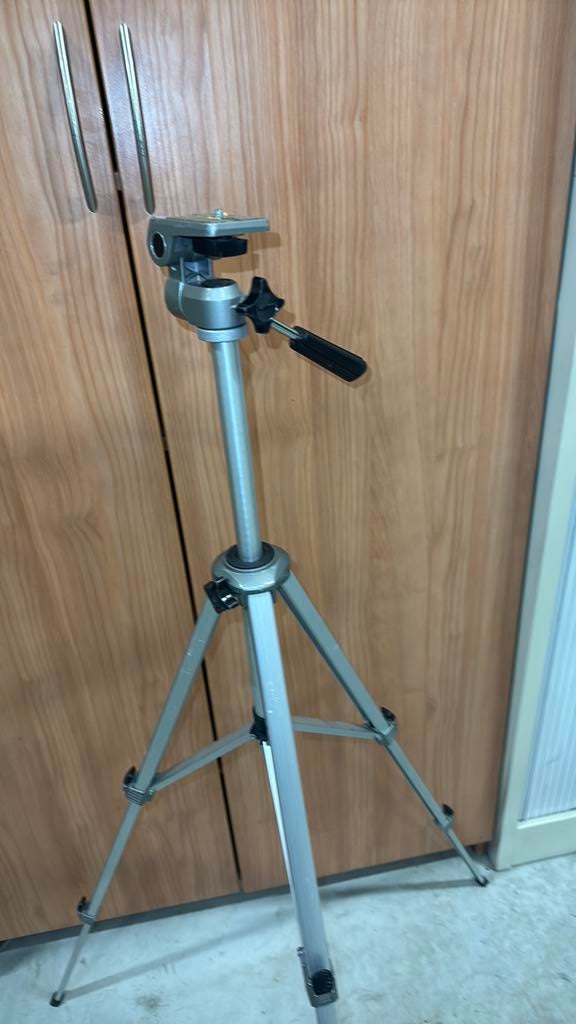 Statief voor camara, Ophalen of Verzenden, Gebruikt, 150 tot 175 cm, Driepoot