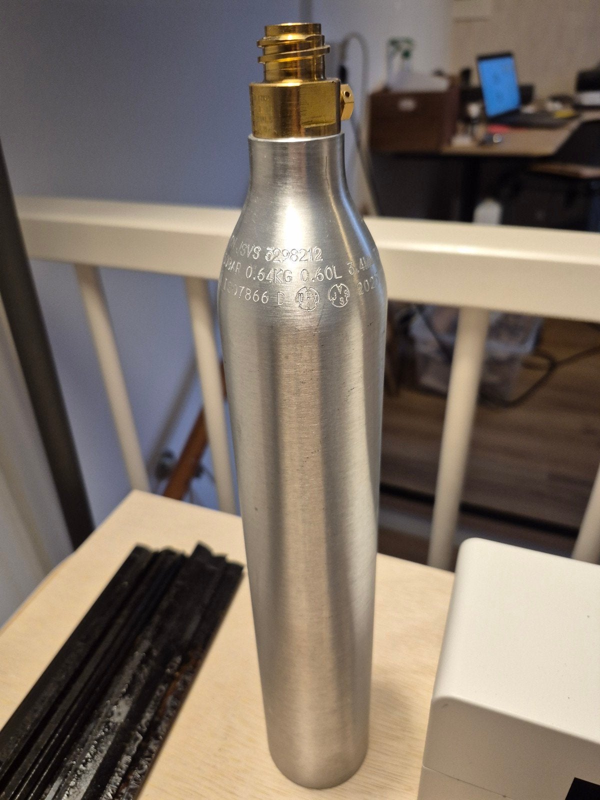 XTOOL P3 CO2 cilinder, Ophalen