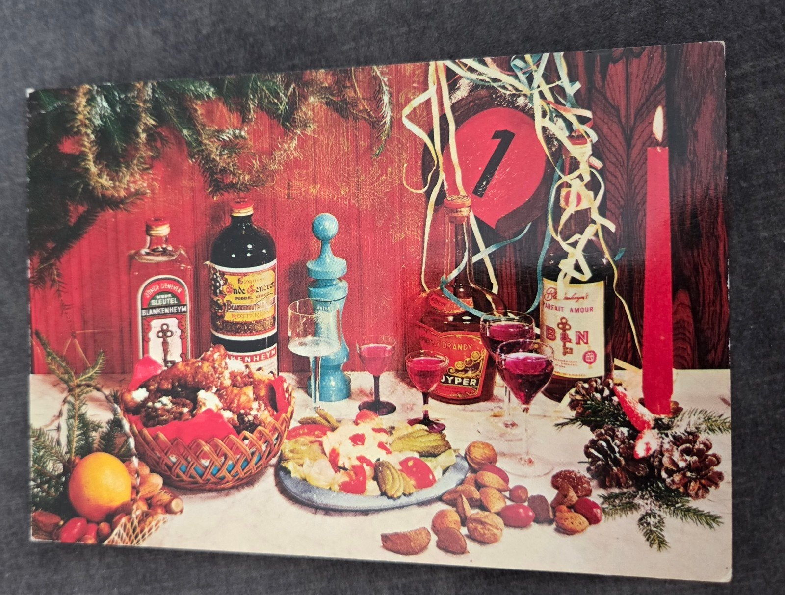 Vintage Ansichtkaart Nieuwjaar/Kerst - Gedekte Tafel, Verzamelen, Ansichtkaarten | Themakaarten, Verzenden, 1960 tot 1980, Gelopen