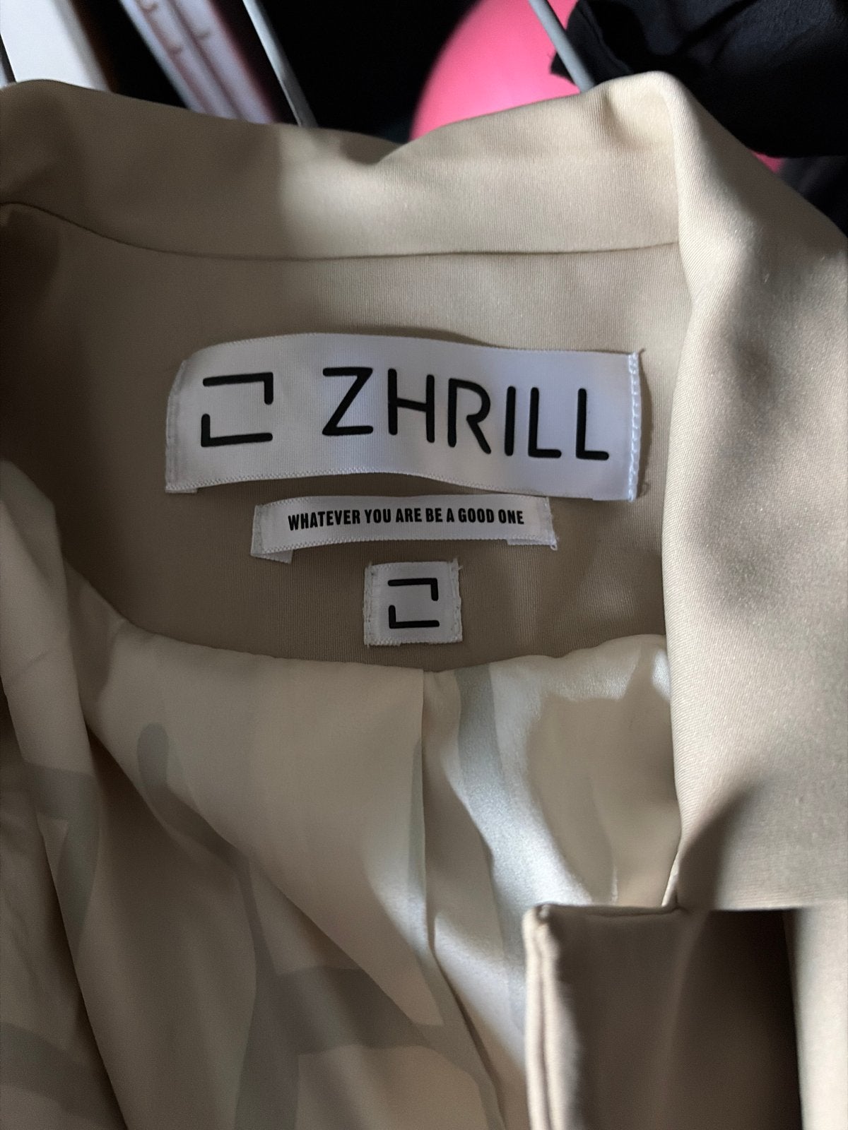 Zhrill Jasje Maat M - Stijlvol en Comfortabel, Maat 38/40 (M), Beige, Ophalen of Verzenden, Zo goed als nieuw
