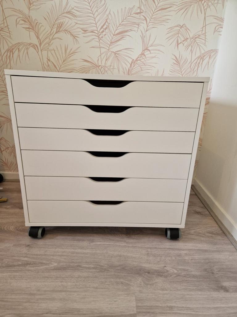Ikea Alex Ladeblok op wielen, wit, 67x66 cm, Huis en Inrichting, Ophalen, Overige materialen, Modern, functioneel, 5 laden of meer