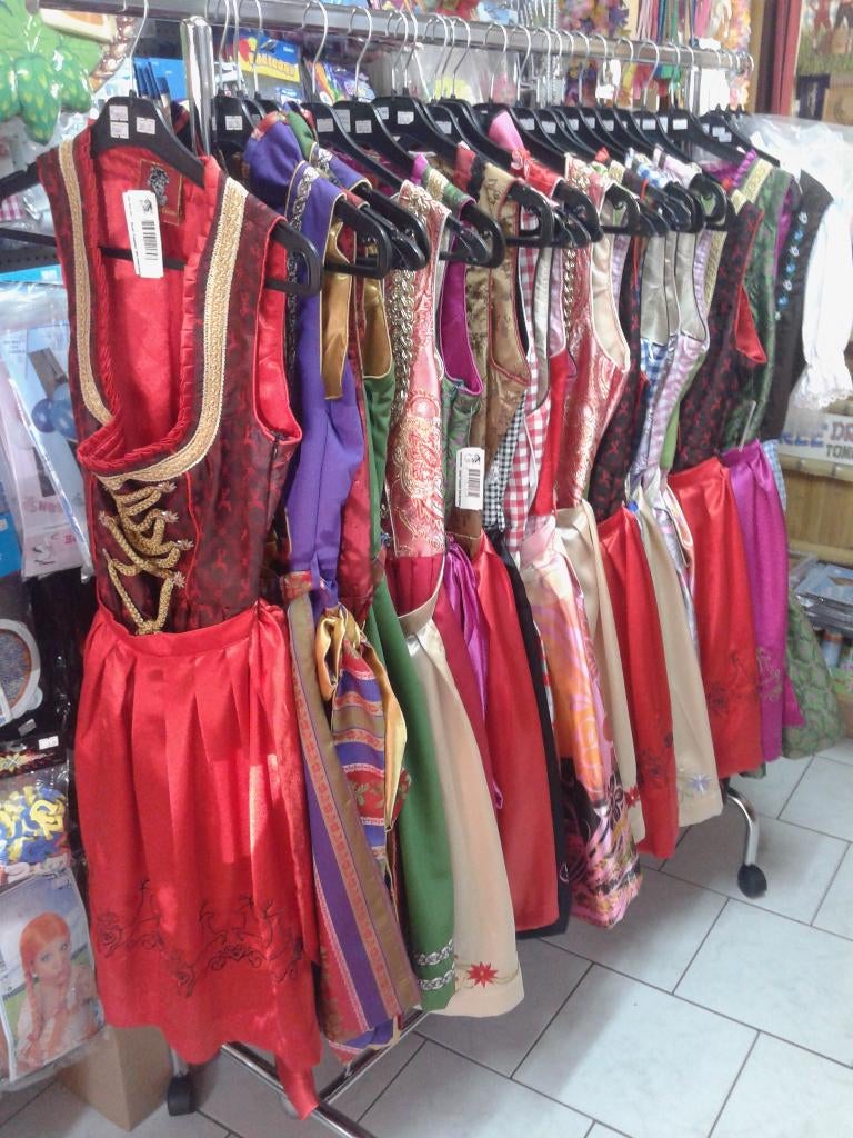 41 x Echte Dirndl jurken - merk Thetru - alle maten., Kleding | Dames, Carnavalskleding en Feestkleding, Nieuw, Kleding, Overige thema's