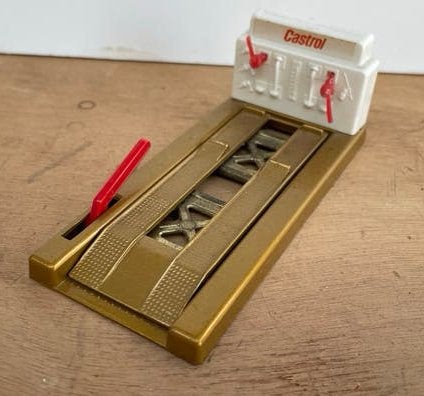Matchbox hefbrug - Garage/Pitstop, Hobby en Vrije tijd, Modelauto's | 1:43, Ophalen of Verzenden, Gebruikt, Overige merken