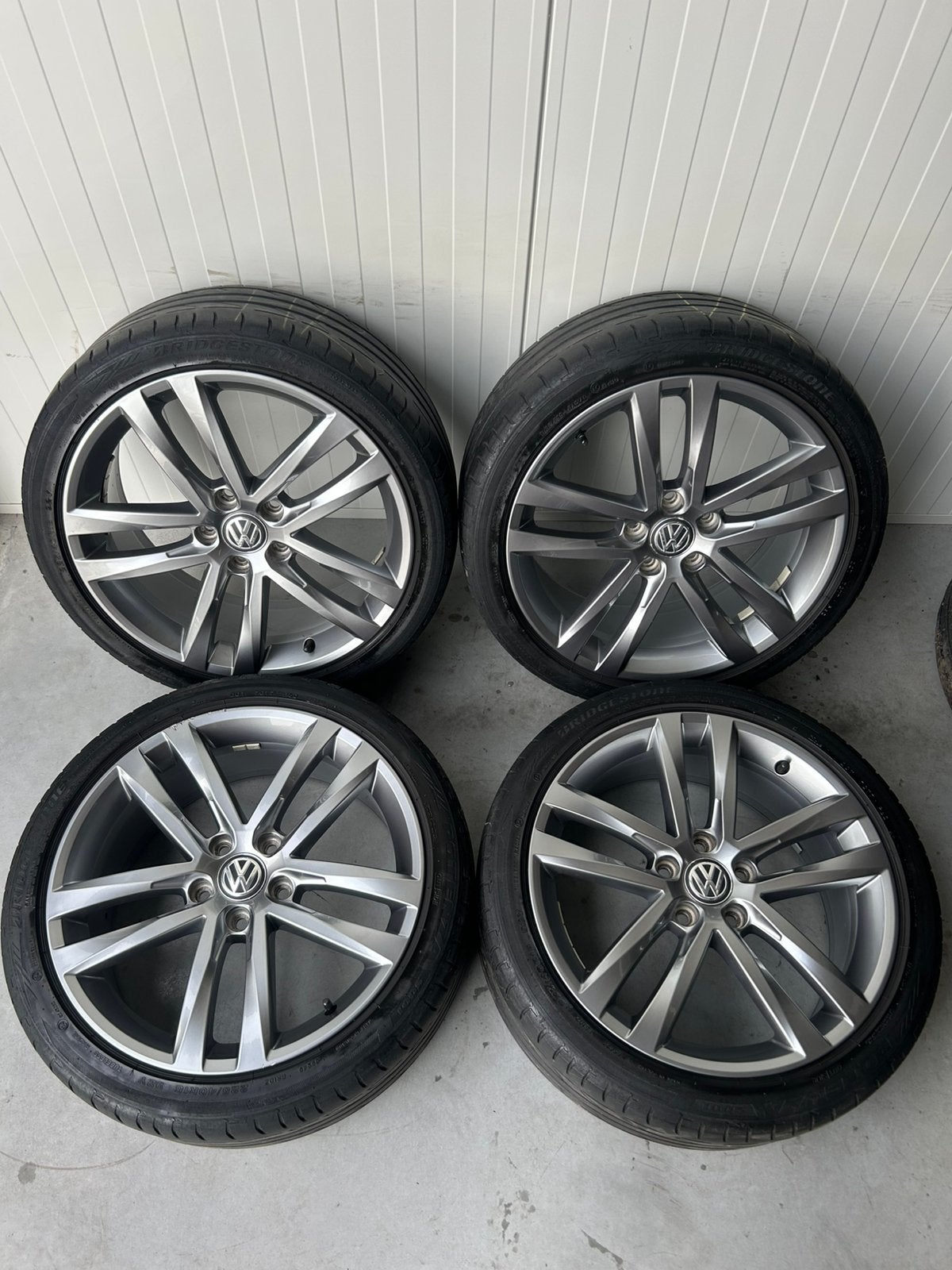 Originele Volkswagen Golf 7 R Line Salvador 18 Inch 5x112 Zo, Auto-onderdelen, 18 inch, Banden en Velgen, Ophalen of Verzenden