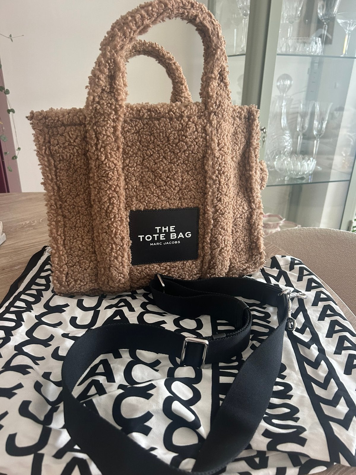 Marc Jacobs teddy totebag, Verzenden, Zo goed als nieuw, Zwart, Schoudertasje