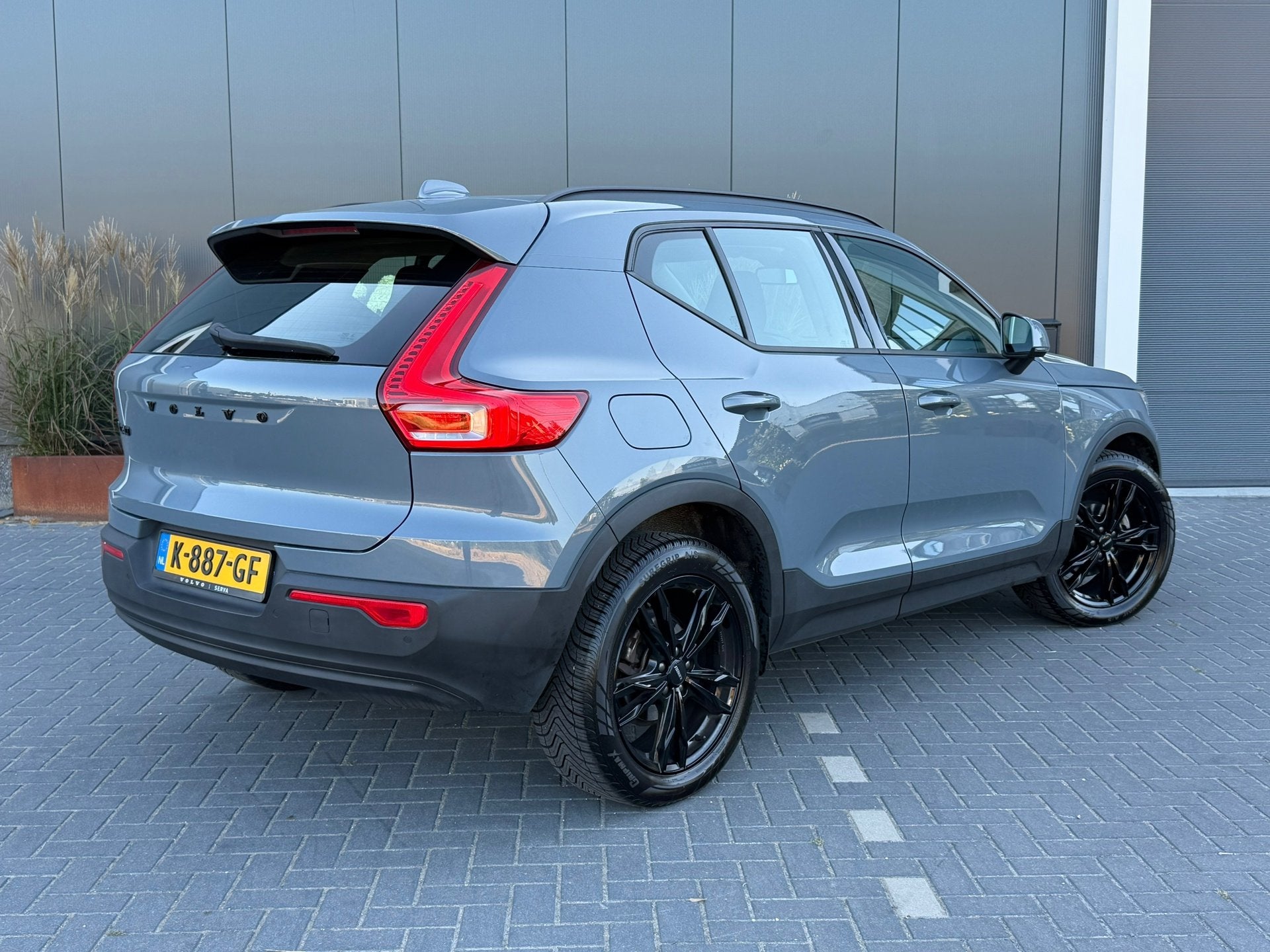 Volvo XC40 1.5 T2 Momentum Core CLIMATE|CAMERA|TREKHAAK|NAVI, Auto's, Voorwielaandrijving, Gebruikt, Origineel Nederlands, Bedrijf